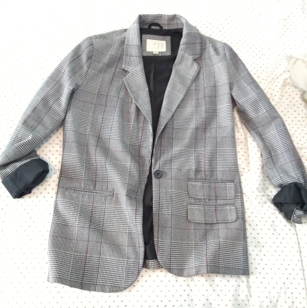 Oversized plaid blazer